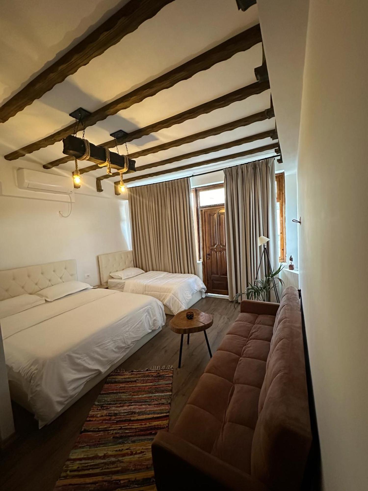 Guesthouse "Shtepia Ime" Përmet Esterno foto